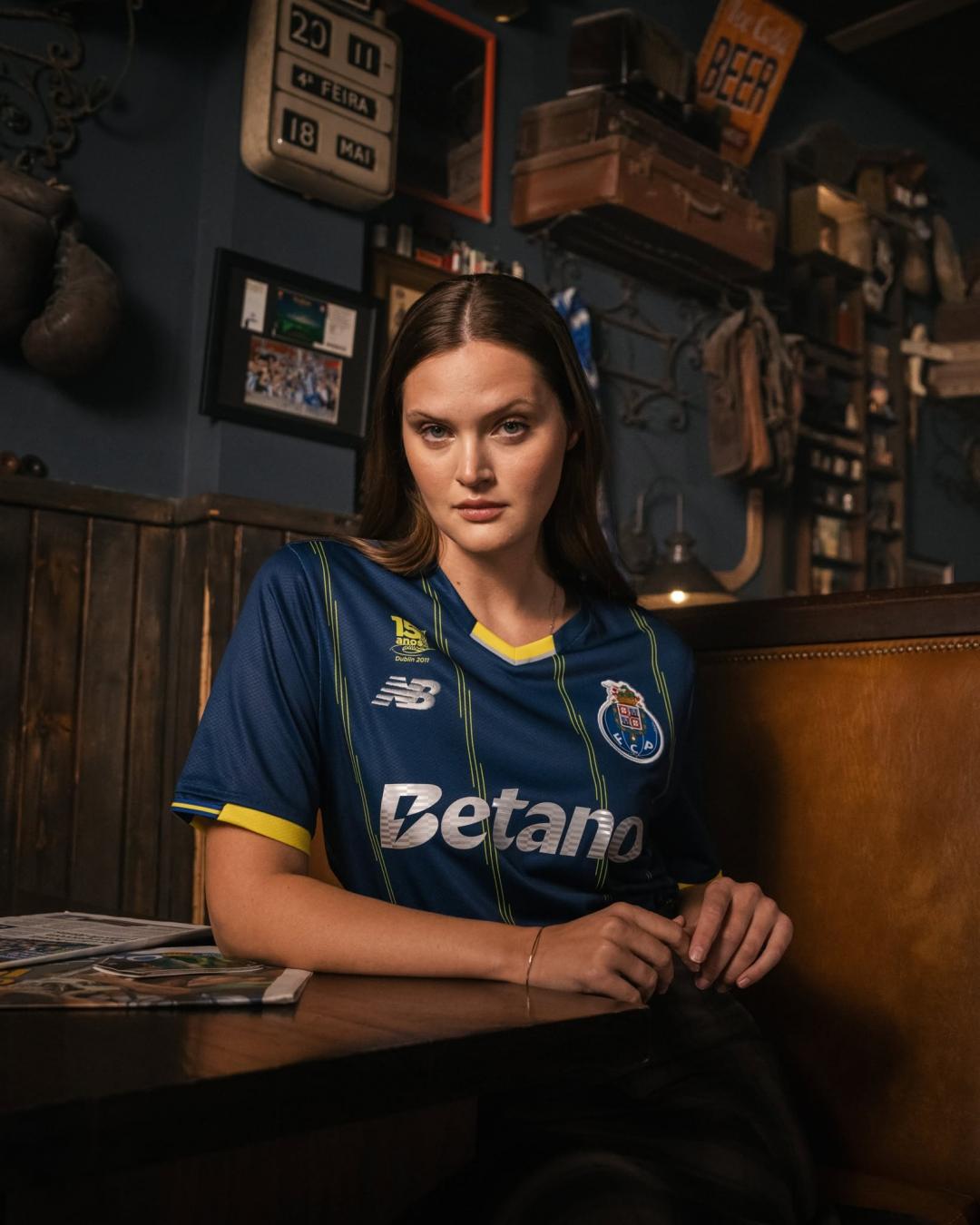 RODRIGO AND ANNA ALONGSIDE VARELA FOR FC PORTO